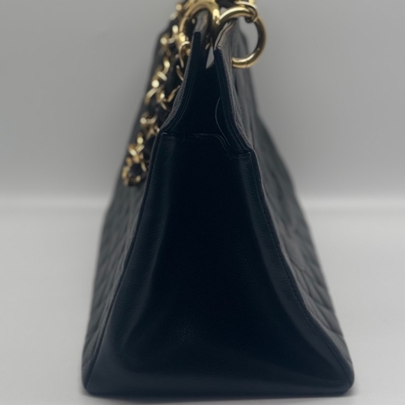 SOLD Chanel Grand Shopping Tote (96-97) - Picture 3 of 13